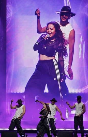 neha kakkar concert